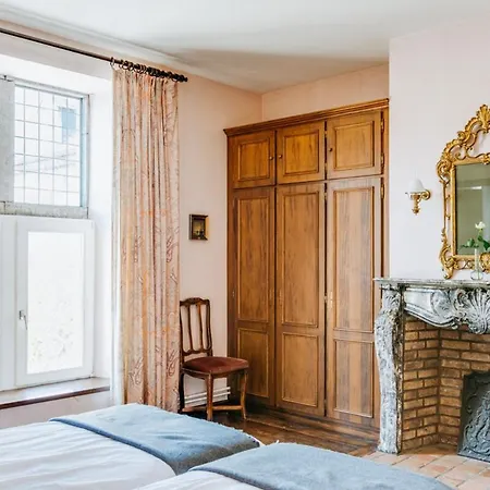Halloy Chateau Sleeps 35 Wifi *